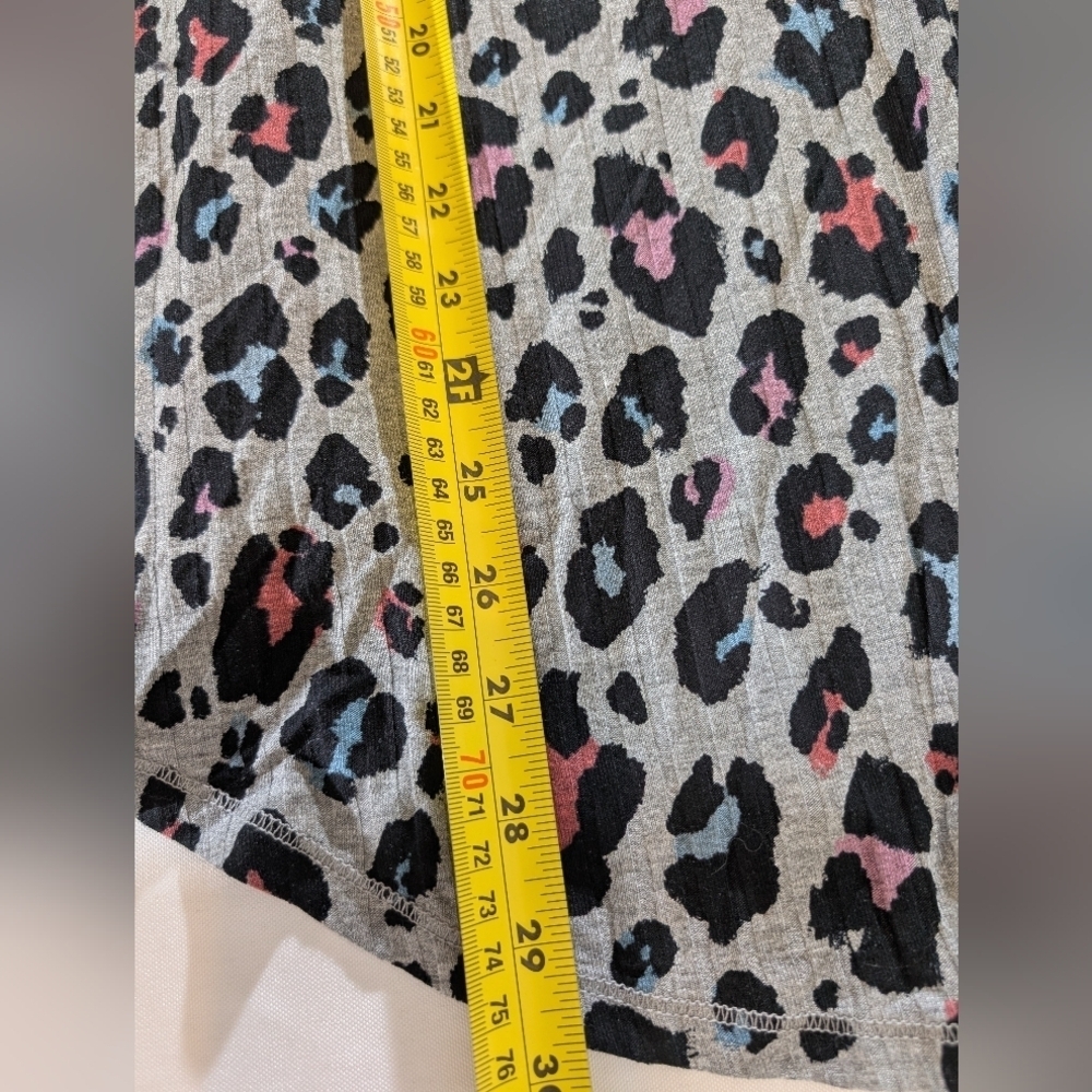 Torrid Tank Leprd Tiss Rib Henley Size 2X - Picture 3 of 6